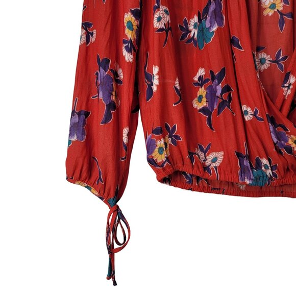Collective Concept Aimee Floral Top Red Orange Petite Medium Cross Front NWT - Picture 3 of 9